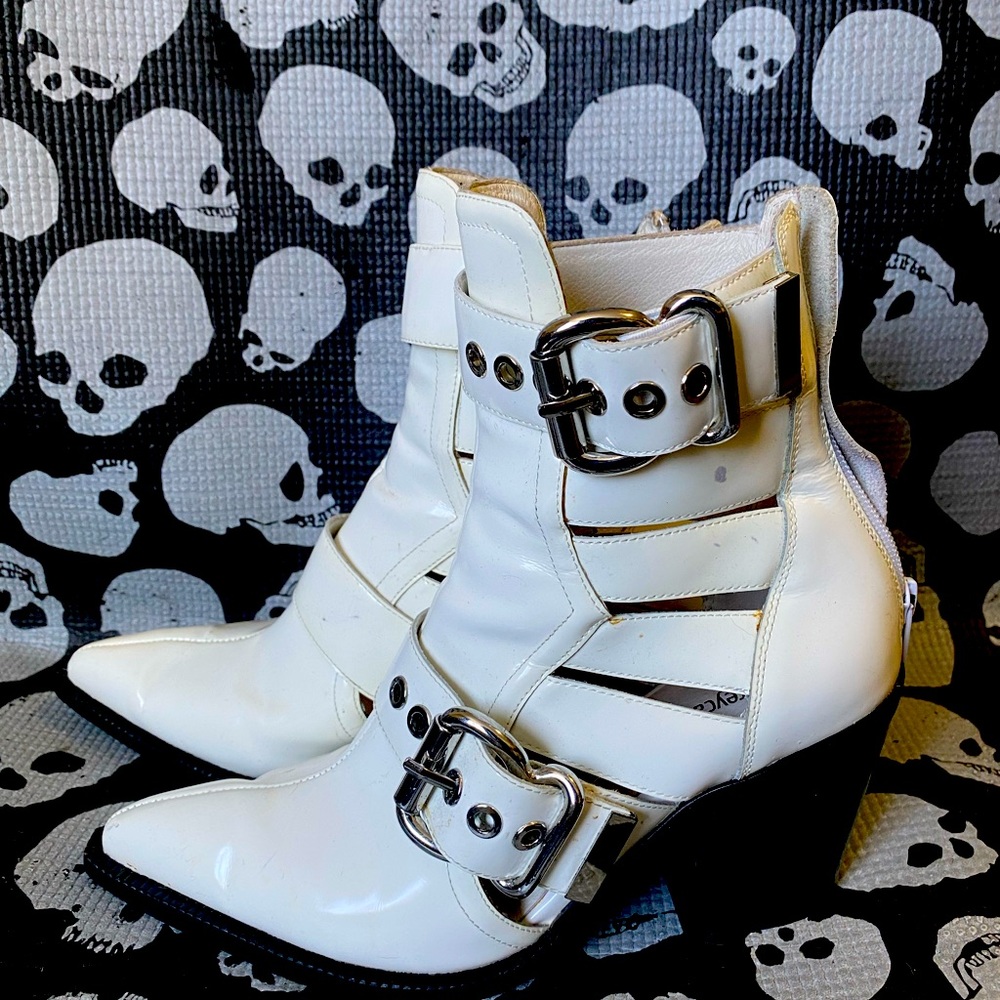 Jeffrey Campbell booties winklepickers white pvc buckles